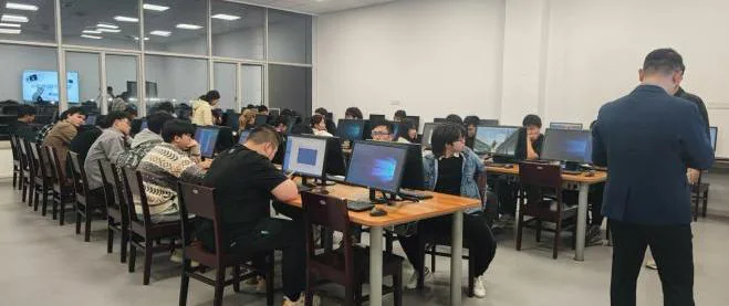 西南交通大学 AI 教学研用赋能课堂