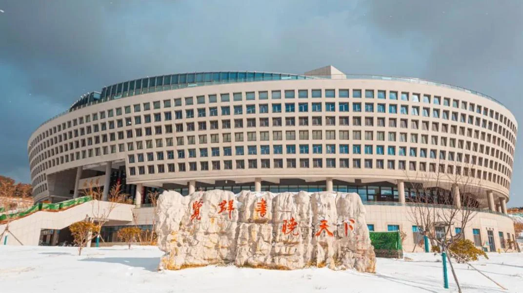 哈尔滨工业大学(威海)图书馆:线上线下的融合之道